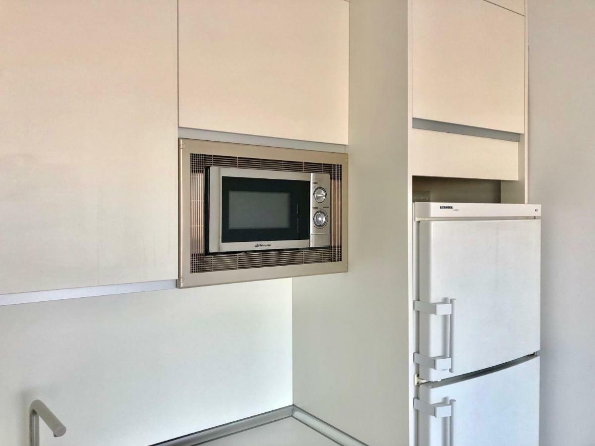 Pisos Con Piscina De Temporada Corta Estancia Мадрид Екстериор снимка
