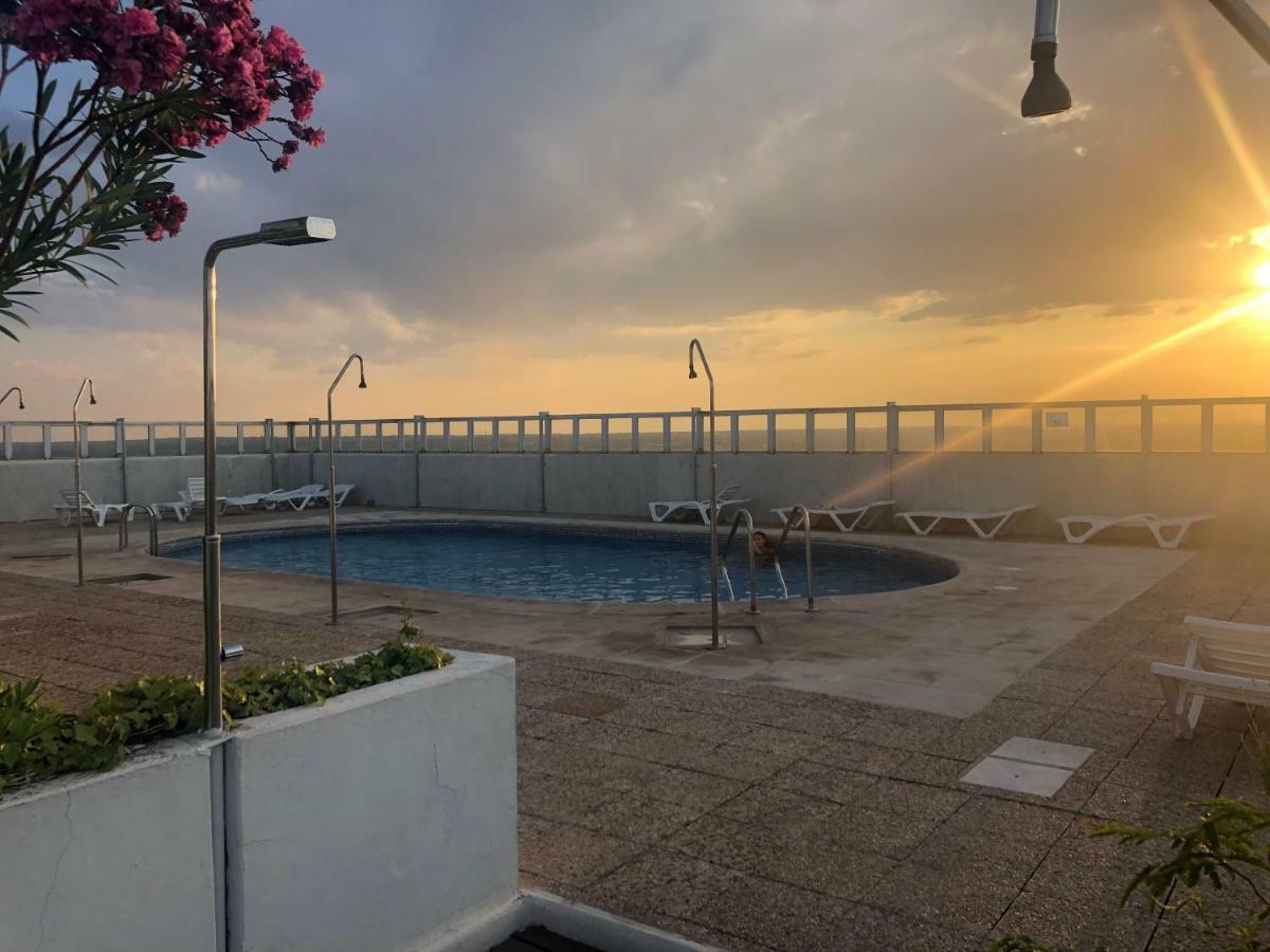 Pisos Con Piscina De Temporada Corta Estancia Мадрид Екстериор снимка